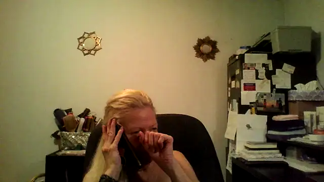 XTRAHORNYONE online show from October 11, 2025, 4:12 am