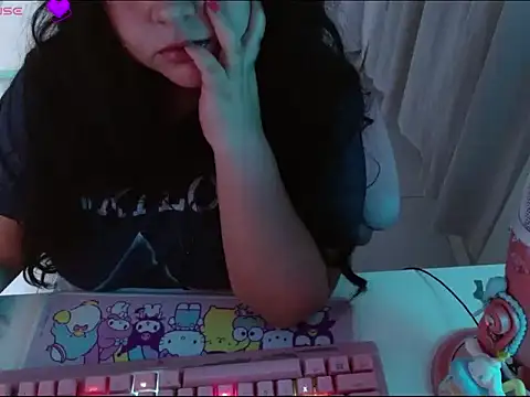 KittyK3 online show from September 9, 2025, 3:50 am