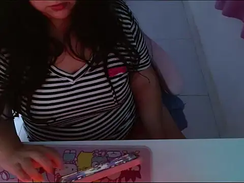 KittyK3 online show from October 8, 2025, 3:48 am