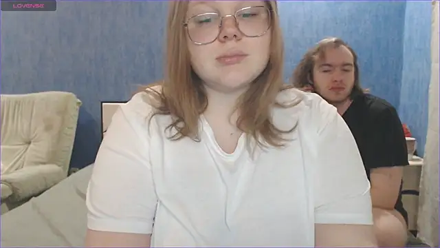 Touch me more please online show from February 26, 2025, 9:48 pm