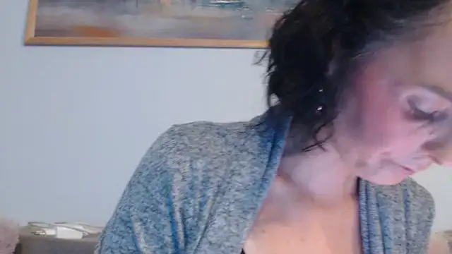 cleophee online show from November 17, 2025, 7:14 am