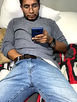 Darkdickhard online show from November 5, 2025, 3:50 am