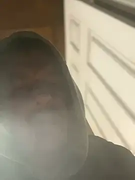 Dgamestrong online show from April 23, 2026, 4:57 am