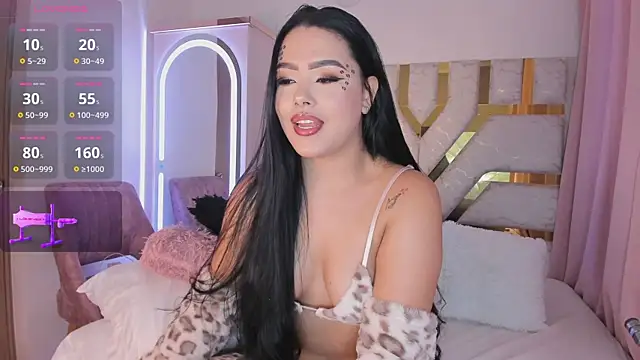 Snapshot of sophy_champagne chatting on October 27, 2025, 2:15 am sophy champagne online show from October 27, 2025, 2:15 am