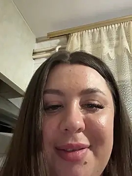 Snapshot of Sara_Slow chatting on February 25, 2025, 6:31 pm Sara Slow online show from February 25, 2025, 6:31 pm