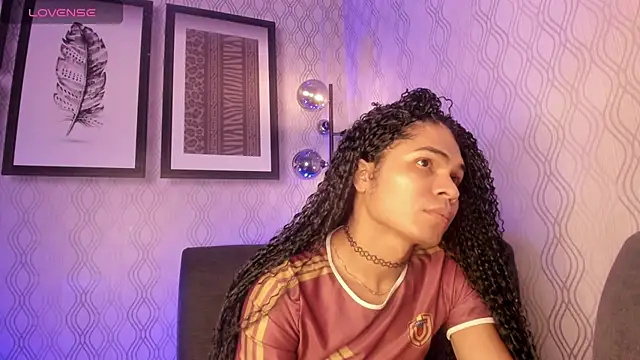 vennus1  online show from February 2, 2025, 10:49 pm