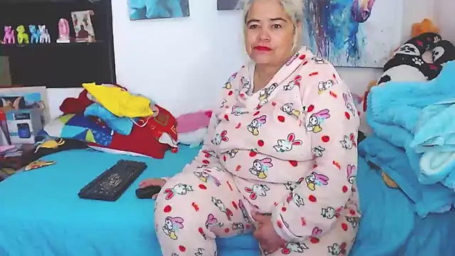 estrellita fugaz16x online show from January 29, 2025, 1:07 pm