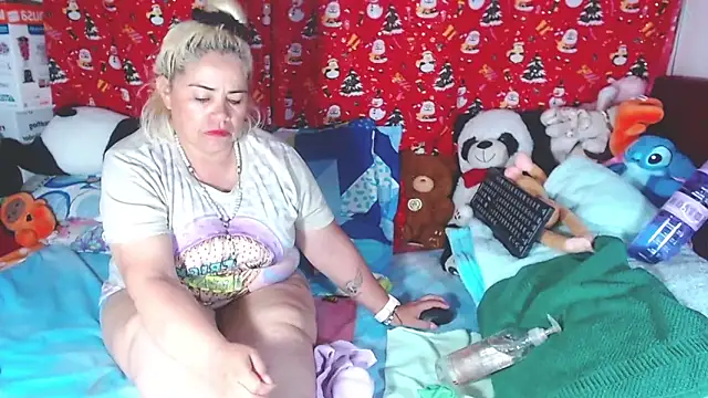 estrellita fugaz16x online show from April 7, 2026, 4:24 am