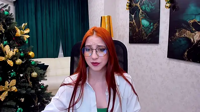 Snapshot of _FireInMySoul_ chatting on December 8, 2024, 2:39 am FireInMySoul online show from December 8, 2024, 2:39 am