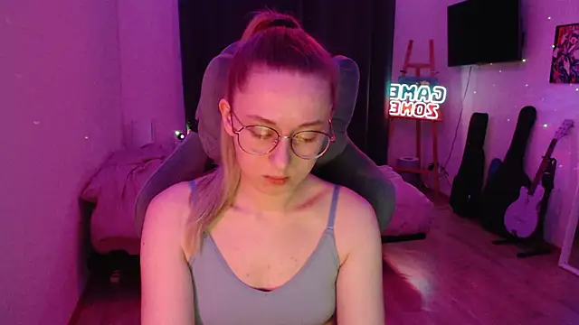 AnabelFrel online show from February 13, 2025, 12:57 am