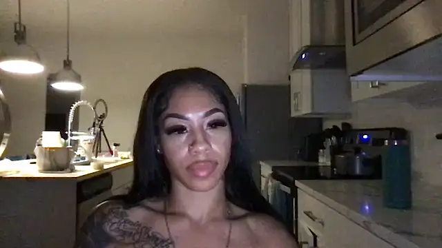 Snapshot of honeyybabyy112 chatting on September 12, 2025, 7:19 am honeyybabyy112 online show from September 12, 2025, 7:19 am