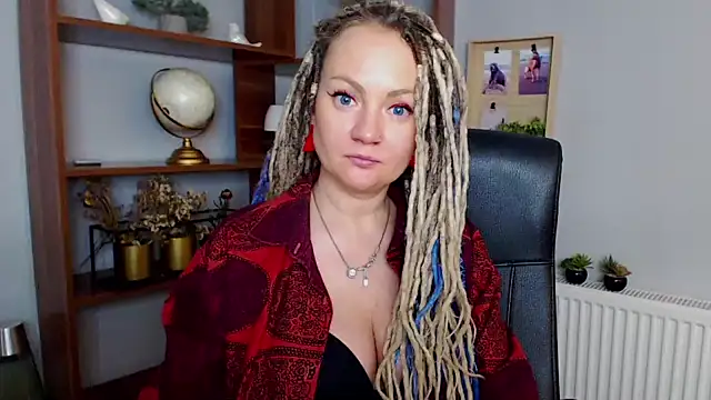 Snapshot of KayaMagic chatting on February 11, 2025, 5:50 pm KayaMagic online show from February 11, 2025, 5:50 pm