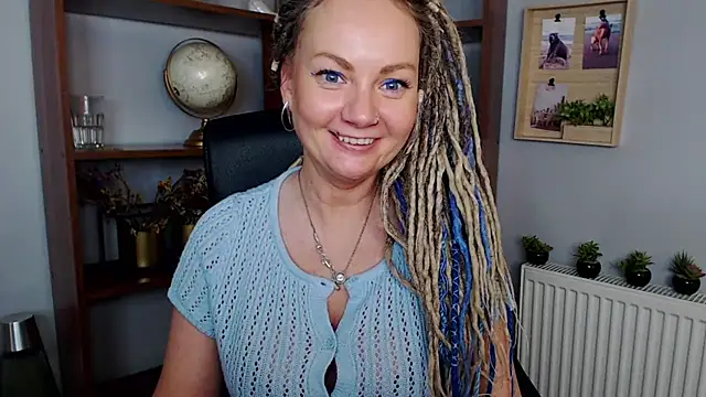 Snapshot of KayaMagic chatting on March 4, 2025, 5:03 pm KayaMagic online show from March 4, 2025, 5:03 pm