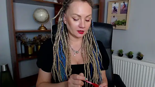 Snapshot of KayaMagic chatting on March 11, 2025, 5:13 pm KayaMagic online show from March 11, 2025, 5:13 pm