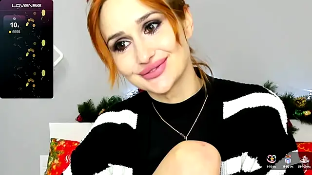 Red Fairy  online show from December 28, 2024, 2:42 pm