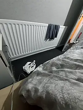 elenaUK online show from December 13, 2025, 8:58 pm