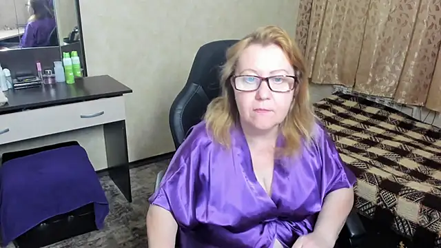 Snapshot of Frau_Marta chatting on March 21, 2025, 3:12 am Frau Marta online show from March 21, 2025, 3:12 am