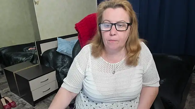 Frau Marta online show from April 6, 2026, 12:28 pm