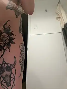 chloetease online show from December 13, 2024, 11:17 pm