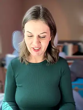 MaiseKnox online show from March 14, 2026, 6:02 pm