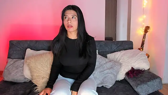 angiebutt online show from January 15, 2026, 2:27 am