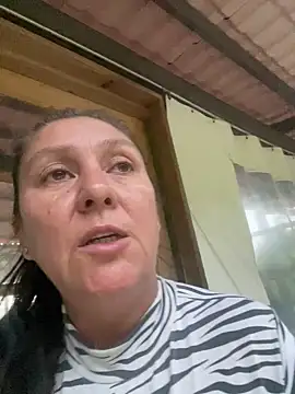 Snapshot of Sunshinee- chatting on December 28, 2024, 10:55 pm Sunshinee- online show from December 28, 2024, 10:55 pm