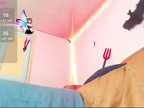 Snapshot of Sunshinee- chatting on October 6, 2025, 2:09 am Sunshinee- online show from October 6, 2025, 2:09 am