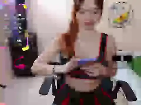 miss tinnymafe online show from September 18, 2025, 3:41 am