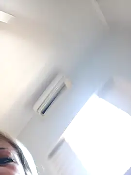 vivifernades online show from October 8, 2025, 11:30 am