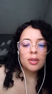 Snapshot of NinaSweet2 chatting on March 12, 2025, 9:13 pm NinaSweet2 online show from March 12, 2025, 9:13 pm