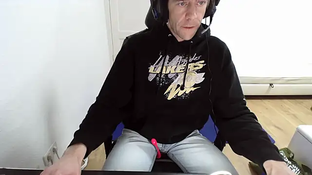 fit ass 2021 online show from February 25, 2025, 8:41 pm