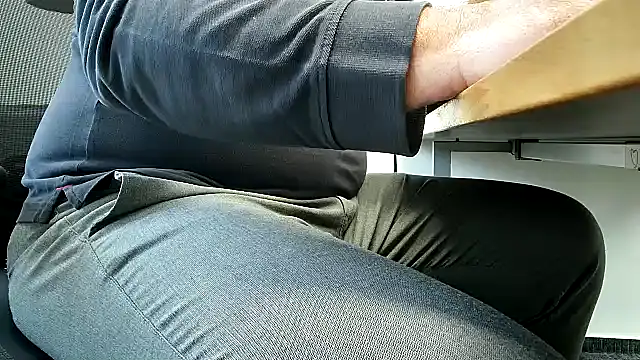 69bezfleku online show from September 26, 2025, 6:06 am