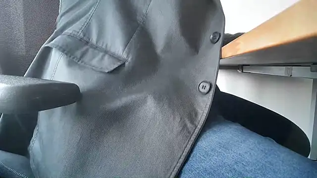 69bezfleku online show from March 12, 2026, 11:49 am