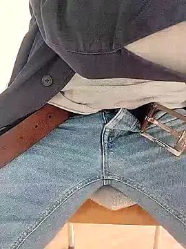 papiculo86 online show from January 14, 2025, 1:06 pm