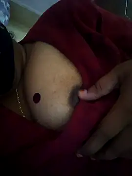 teddy-143 online show from April 17, 2026, 9:12 am