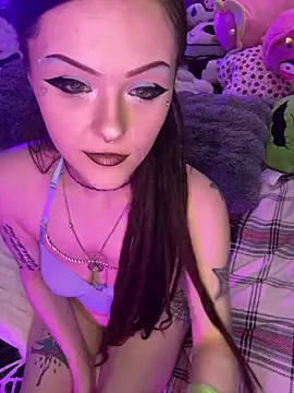 BlaizeyBBy online show from March 9, 2025, 9:57 am