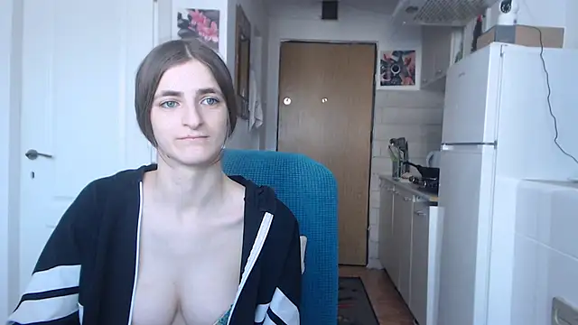 simyhvn online show from February 18, 2025, 8:16 am