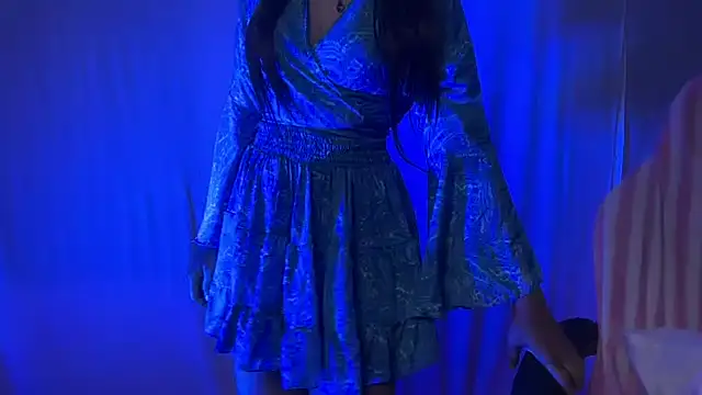 Queen Angelena online show from December 4, 2025, 6:05 pm