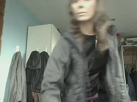 SexyRach75 online show from November 24, 2025, 4:07 pm