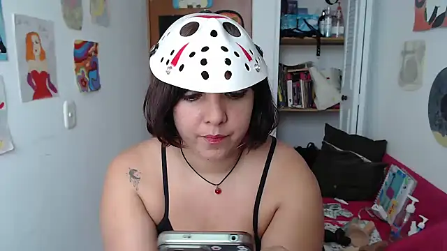 soynanabela28 online show from October 31, 2025, 4:52 pm