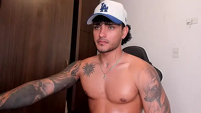 Alessandro Vanni online show from January 24, 2025, 3:24 pm