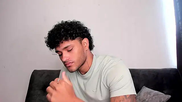 Alessandro Vanni online show from February 18, 2025, 12:39 pm