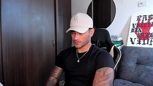 Alessandro Vanni online show from September 26, 2025, 12:09 pm