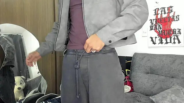 Alessandro Vanni online show from February 8, 2026, 12:36 am