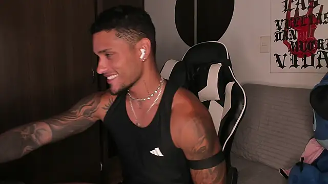 Alessandro Vanni online show from June 10, 2026, 3:50 am