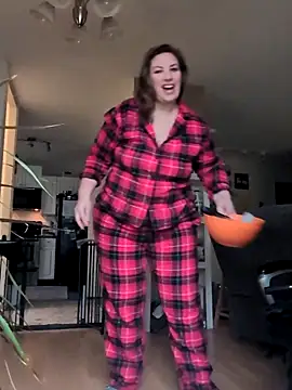 Canadian BBW online show from February 1, 2026, 5:11 pm