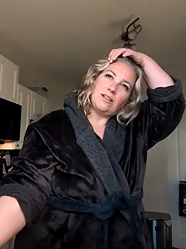 Canadian BBW online show from April 30, 2026, 1:50 pm