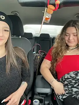 joanaelaa online show from January 29, 2025, 12:35 pm