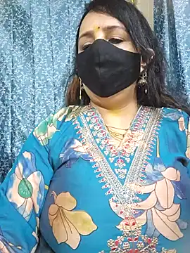 Snapshot of cute-tanvi chatting on January 20, 2025, 1:18 am cute-tanvi online show from January 20, 2025, 1:18 am