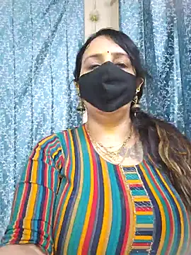 Snapshot of cute-tanvi chatting on January 20, 2025, 1:32 pm cute-tanvi online show from January 20, 2025, 1:32 pm